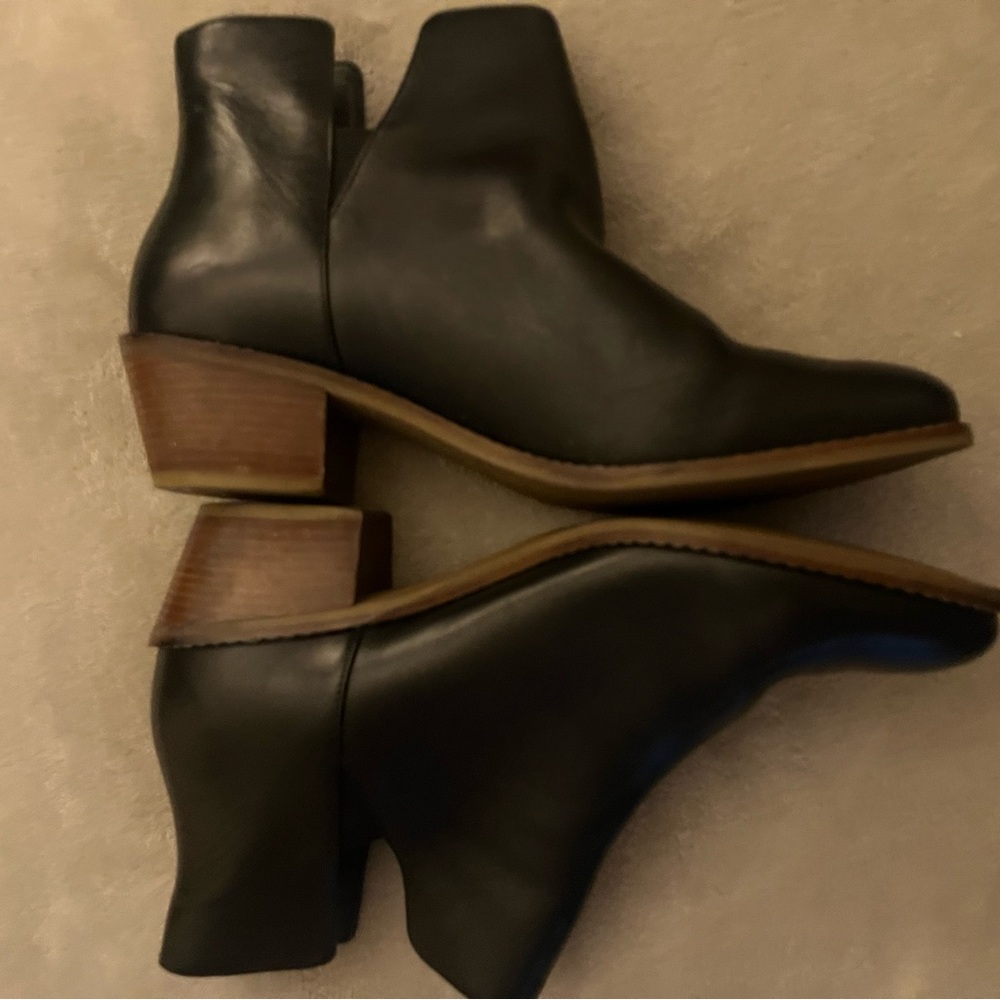 Cole Haan Black Leather Ankle Booties